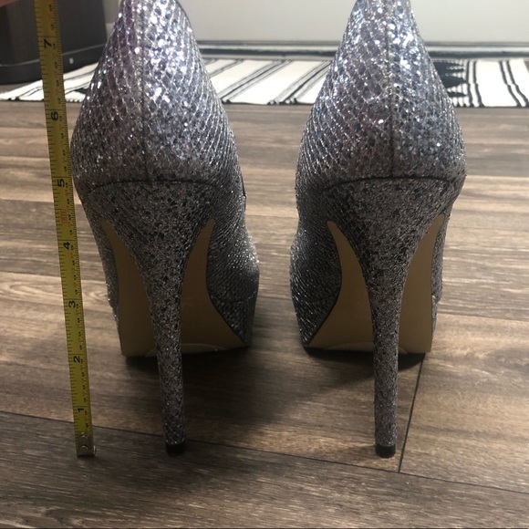 Bakers gray gunmetal silver heels - Picture 4 of 6